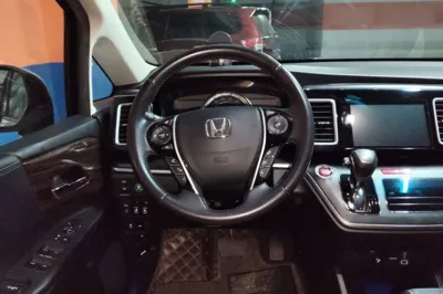 Honda Elysion 2016, 131700 км, за 16314 USD - фото 10