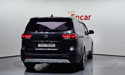 Kia Canival 2017, 159526 км, за 9712.59 USD
