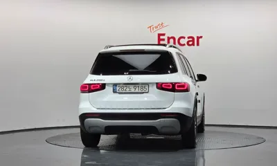 Mercedes-Benz GLB-Class 2021, 90890 км, за 20425.72 USD