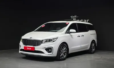 Kia Canival · 2019 год