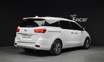 Kia Canival 2019, 144713 км, за 7723.82 USD