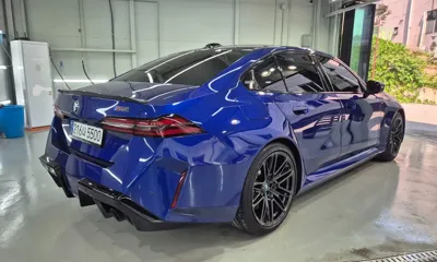 BMW M5 2025, 5846 км, за 117828.54 USD