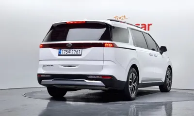 Kia Canival 2021, 139642 км, за 14542.58 USD