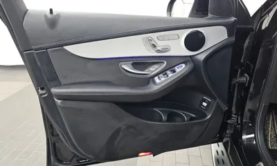 Mercedes-Benz GLC-Class 2021, 40871 км, за 25175.67 USD - фото 24