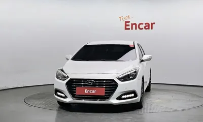 Hyundai i40 2016, 112052 км, за 5279.15 USD