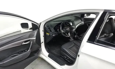 Hyundai i40 2016, 112052 км, за 5279.15 USD - фото 10
