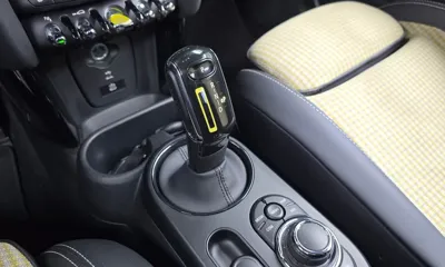 MINI Cooper 2024, 41823 км, за 17854.8 USD - фото 9