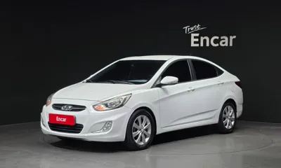 Hyundai Accent · 2012 год