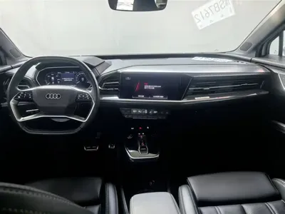 Audi Q4 e-tron 2024, 38000 км, за 20570.53 USD - фото 12