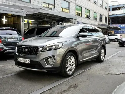 Kia Sorento 2015, 209000 км, за 5645.27 USD