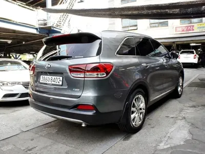 Kia Sorento 2015, 209000 км, за 5645.27 USD