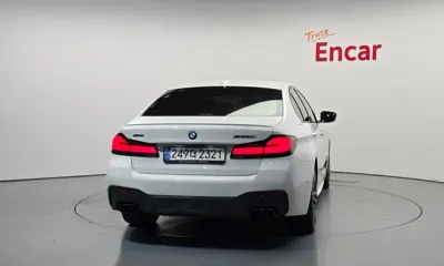BMW 5-Series 2021, 117523 км, за 30195.62 USD