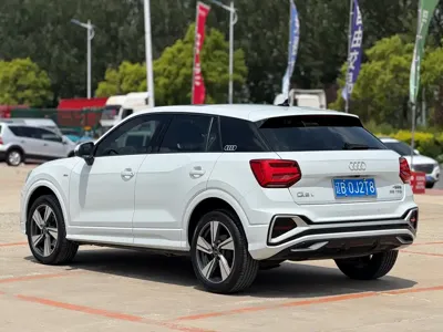 Audi Q2L 2022, 30000 км, за 20570.53 USD