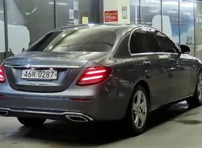 Mercedes-Benz E-Class 2017, 81833 км, за 13121.96 USD