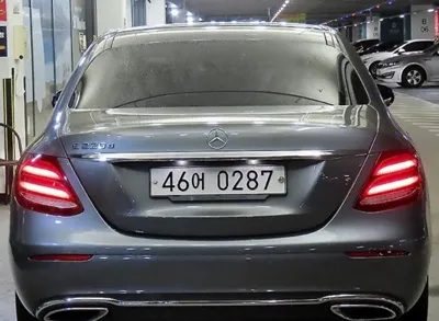 Mercedes-Benz E-Class 2017, 81833 км, за 13121.96 USD