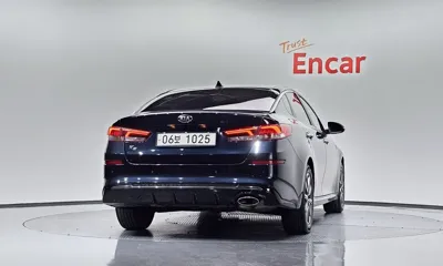 Kia K5 2019, 82947 км, за 8458.68 USD
