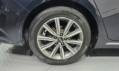 Kia K5 2019, 82947 км, за 8458.68 USD