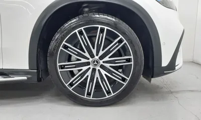 Mercedes-Benz EQE 2023, 13300 км, за 53170.54 USD
