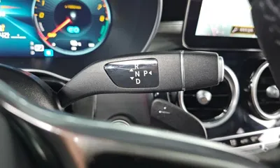 Mercedes-Benz GLC-Class 2020, 67540 км, за 24238.04 USD - фото 9