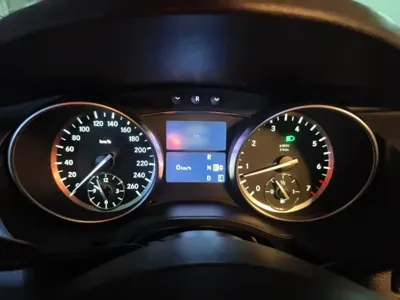 Mercedes-Benz R-Class 2017, 131600 км, за 13787.11 USD