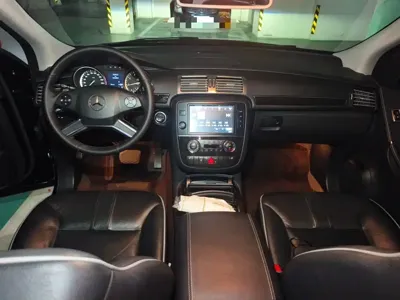 Mercedes-Benz R-Class 2017, 131600 км, за 13787.11 USD - фото 13