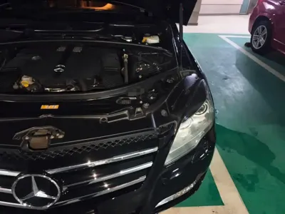 Mercedes-Benz R-Class 2017, 131600 км, за 13787.11 USD - фото 22