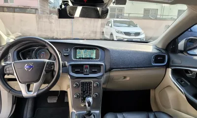 Volvo V40 2016, 114253 км, за 5655.59 USD - фото 7