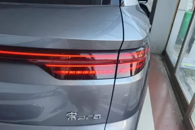 BYD Song Pro New Energy 2023, 35600 км, за 12595 USD - фото 9