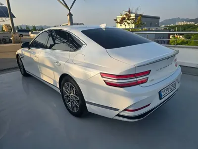 Genesis G80 2026, 17200 км, за 28195.6 USD - фото 20