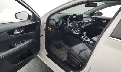 Kia K3 2019, 73859 км, за 7752.45 USD - фото 10