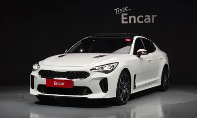 Kia Stinger · 2023 год