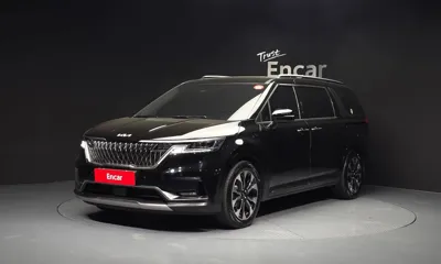 Kia Canival · 2023 год