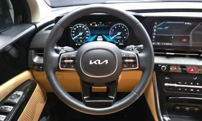 Kia Canival 2023, 25840 км, за 19209.47 USD - фото 13