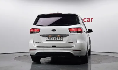 Kia Canival 2015, 169217 км, за 4266.77 USD