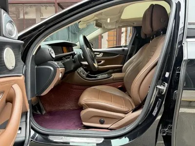 Mercedes-Benz E-Class 2020, 69000 км, за 33277.58 USD
