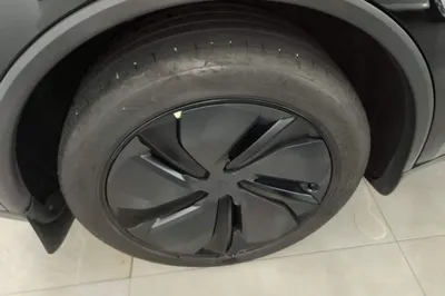 Tesla Model Y 2025, 29600 км, за 34768 USD - фото 11