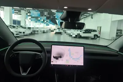 Tesla Model Y 2025, 29600 км, за 34768 USD - фото 12