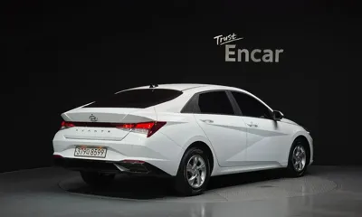 Hyundai Avante 2023, 31288 км, за 11750.03 USD