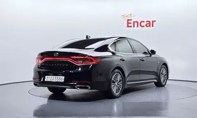 Hyundai Grandeur 2019, 98983 км, за 12025.11 USD
