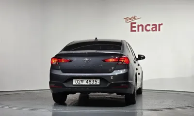 Hyundai Avante 2019, 162910 км, за 5710.91 USD
