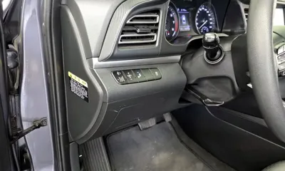Hyundai Avante 2019, 162910 км, за 5710.91 USD - фото 17