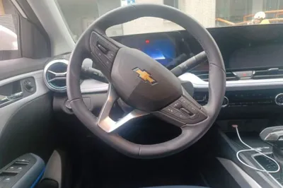 Chevrolet Monza 2023, 2300 км, за 11593 USD - фото 9