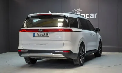 Kia Canival 2021, 86976 км, за 15635.19 USD