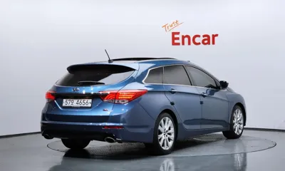 Hyundai i40 2014, 103317 км, за 4296.67 USD