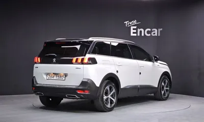 Peugeot 5008 2018, 105291 км, за 9425.99 USD