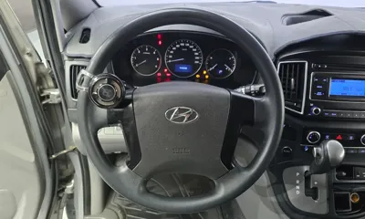 Hyundai Starex 2017, 173485 км, за 6276.84 USD - фото 13