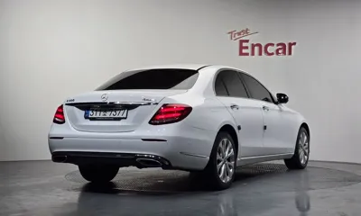 Mercedes-Benz E-Class 2018, 71374 км, за 19623.39 USD