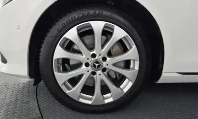 Mercedes-Benz E-Class 2018, 71374 км, за 19623.39 USD