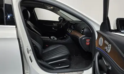 Mercedes-Benz E-Class 2018, 71374 км, за 19623.39 USD - фото 11