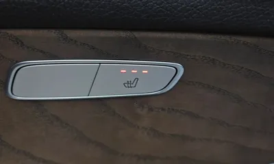 Mercedes-Benz E-Class 2018, 71374 км, за 19623.39 USD - фото 18